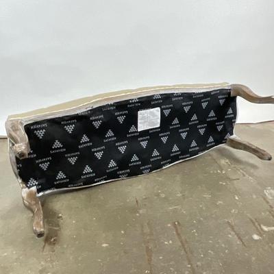 573 Safavieh Upholstered Bench