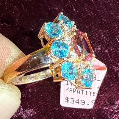 Sale Photo Thumbnail #127: 20-14K Stamped Ring/size 7

4.76 g