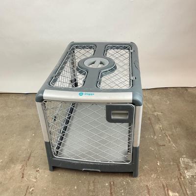 580 DIGGS Collapsible Hard Kennel for Dog