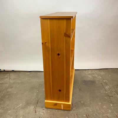 581 Bombay Pine Wood Bookshelf