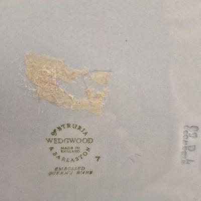 Sale Photo Thumbnail #218: 4 dinner plates
4 slad plates
4 dessert plates
4 cup/saucer sets
Jasperware bell and heart shaped dish