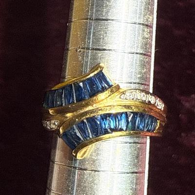 Sale Photo Thumbnail #157: 28-18 K tested, stamped ring/Size 7.25/5.58 g