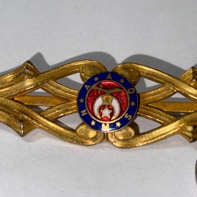 VINTAGE GOLD-FILLED MASONIC PIN 2.5" LONG IN GOOD PREOWNED FROM AN ESTATE AS PICTURED.