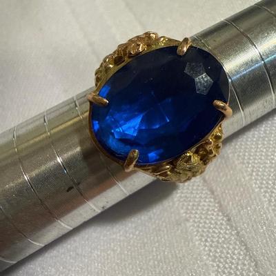 Sale Photo Thumbnail #216: 38-Stunning 10k ring/size 7.5/5.57 g