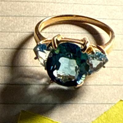 Sale Photo Thumbnail #237: 41-14K stamped Ring/4.7 g/Size 8