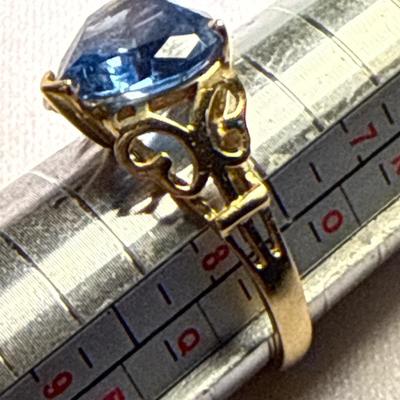 Sale Photo Thumbnail #256: 43-14k stamped ring/3.1 g/size 8