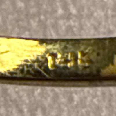 Sale Photo Thumbnail #268: 44-14 k stamped ring/1.72g/sz8