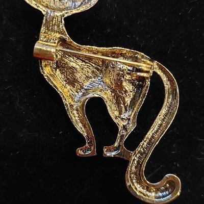Cat Brooch