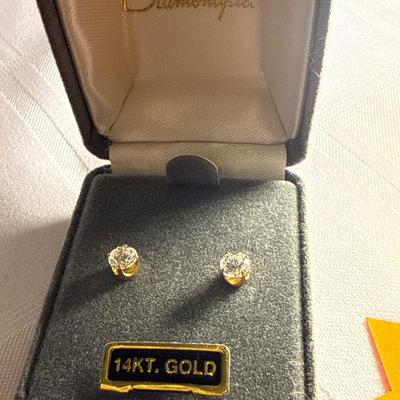 Sale Photo Thumbnail #304: 51-Diamonique 14k posts