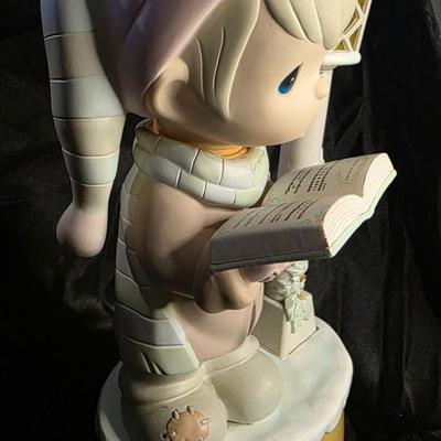 Vintage Enesco Nighttime Prayer Figurine Lamp / Musical Lighted Sculpture with Bird Lantern Accent