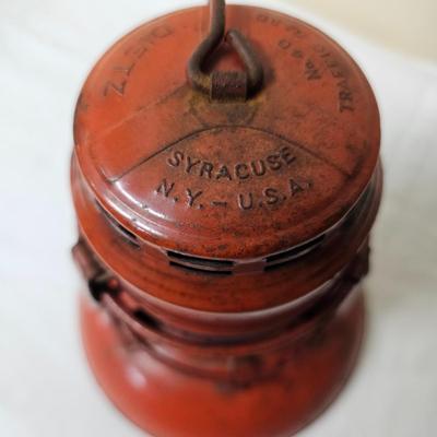 Vintage Dietz Traffic Gard No. 40 & Handlan Kerosene Lamps (G1-JS)