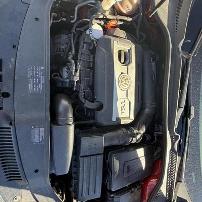 Sale Photo Thumbnail #9: 2009 Volkswagen Beetle EOS Convertible. Runs & drives great. Convertible top is in good working order. Recently serviced by Roberts Volkswagen in Newton, NC. A new clutch & pressure plate were installed. Inside is in excellent shape with no noticeable con