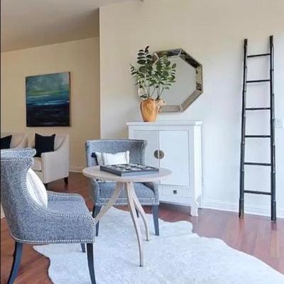 Sale Photo Thumbnail #16: -Entry or game table