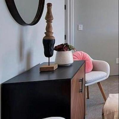 Sale Photo Thumbnail #107: Modern hutch