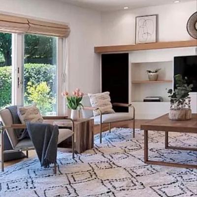 Sale Photo Thumbnail #147: Silk textured 8 x 10 rug