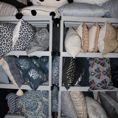 Sale Photo Thumbnail #269