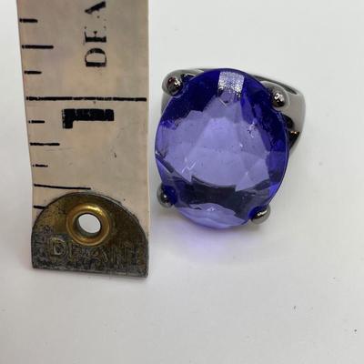 Fun purple costume ring