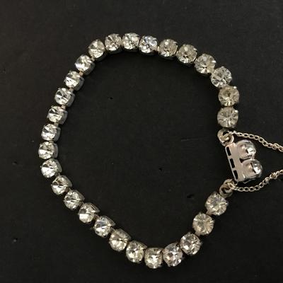 Sale Photo Thumbnail #200: Please see attached photos