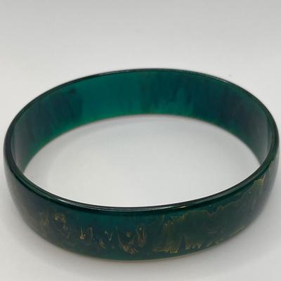 Spinach marble Bakelite bangle
