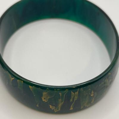 Spinach marble Bakelite bangle
