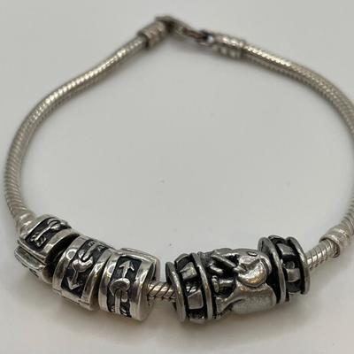 925 bracelet with some charms