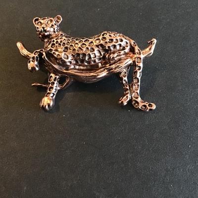 Sale Photo Thumbnail #77: Very nice  rose gold Tone leopard brooch
Please see attached photos