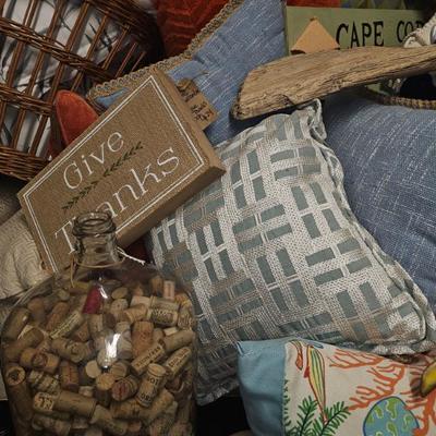 Sale Photo Thumbnail #302