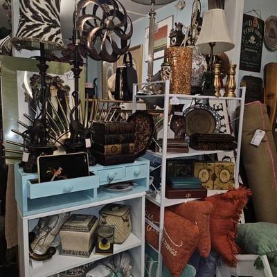 Sale Photo Thumbnail #414