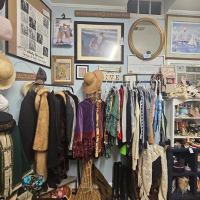 Sale Photo Thumbnail #521