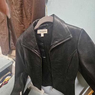 Sale Photo Thumbnail #972