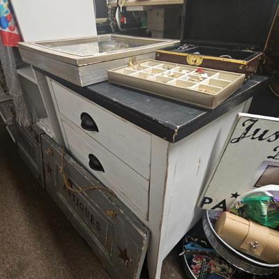 Sale Photo Thumbnail #1002