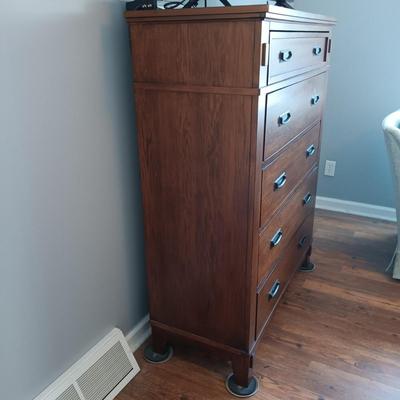 Sale Photo Thumbnail #213