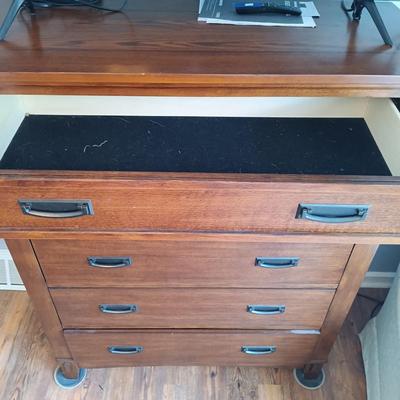 Sale Photo Thumbnail #207