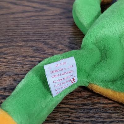 LOT 14: Scooby-Doo 2001 Magic Gumball Machine, Vintage Beanie Babies, Minnie Mouse Flower Hat & More