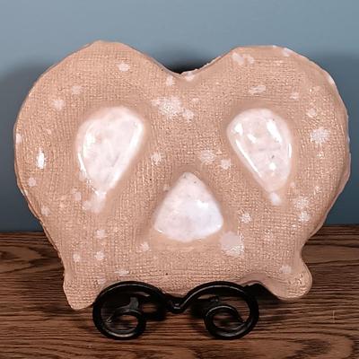 LOT 14: Scooby-Doo 2001 Magic Gumball Machine, Vintage Beanie Babies, Minnie Mouse Flower Hat & More