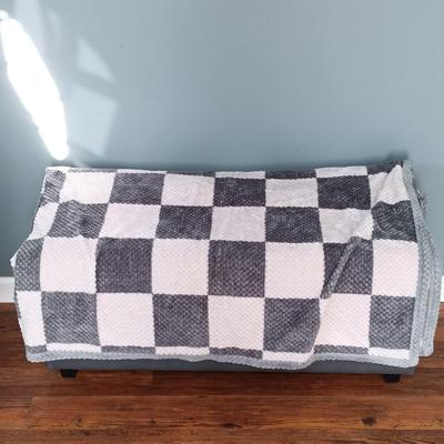 Sale Photo Thumbnail #335