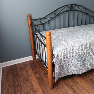 Sale Photo Thumbnail #378