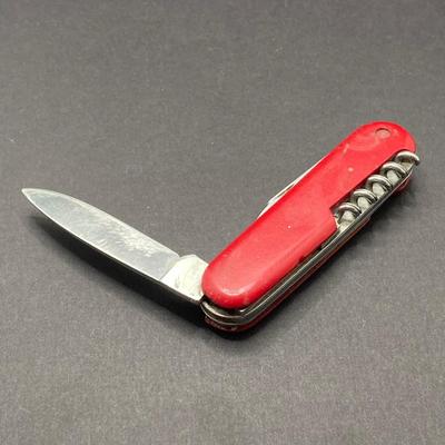 LOT 30: Vintage Wenger Delemont Switzerland Folding Pocket Utility Knife