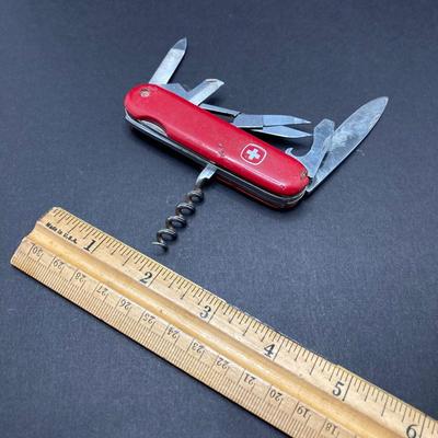 LOT 30: Vintage Wenger Delemont Switzerland Folding Pocket Utility Knife