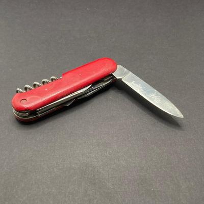 LOT 30: Vintage Wenger Delemont Switzerland Folding Pocket Utility Knife