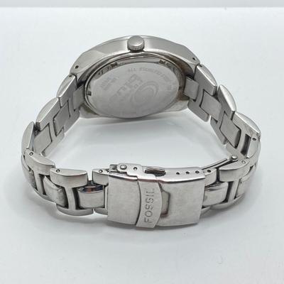 LOT 32: Watch Collection - Fossil 100 Meters Blue Calendar, Timex Water Resistant, Collezio Slim Quartz