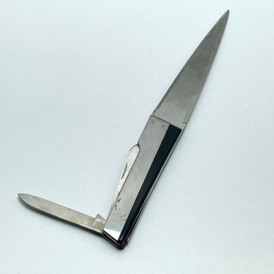 LOT 34: Vintage Collection - 1999 State Quarters, Framed John Sloan 8 Cent Stamp, Vernco Folding Letter Opener / Knife, 1 Cent Stamps,...