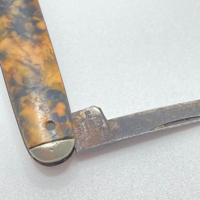 LOT 37: Antique / Vintage Pocket Knives - German Made A.W. Bradshaw & Sons and Ulster U.S.A. Scout