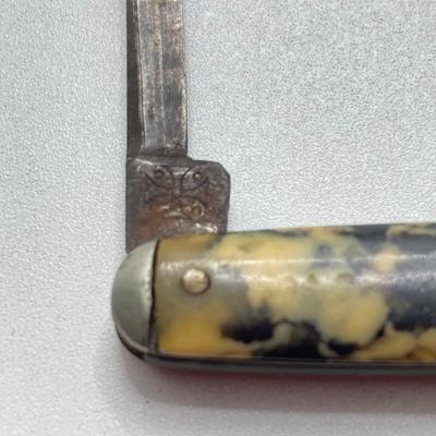 LOT 37: Antique / Vintage Pocket Knives - German Made A.W. Bradshaw & Sons and Ulster U.S.A. Scout