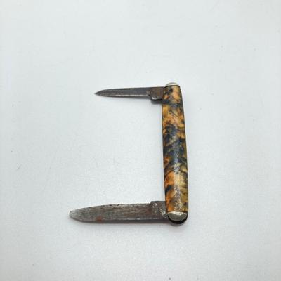 LOT 37: Antique / Vintage Pocket Knives - German Made A.W. Bradshaw & Sons and Ulster U.S.A. Scout
