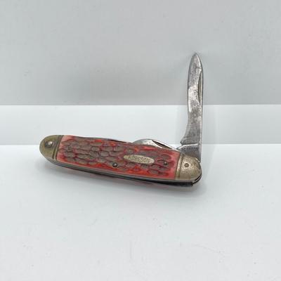 LOT 38: Vintage Robeson 642214 Folding Pocket Knife
