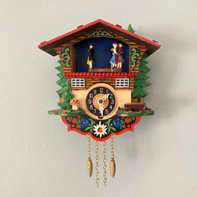 LOT 41: Vintage Small Wooden Chalet Wall Clock