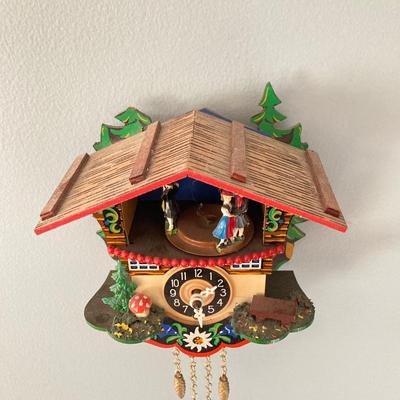 LOT 41: Vintage Small Wooden Chalet Wall Clock