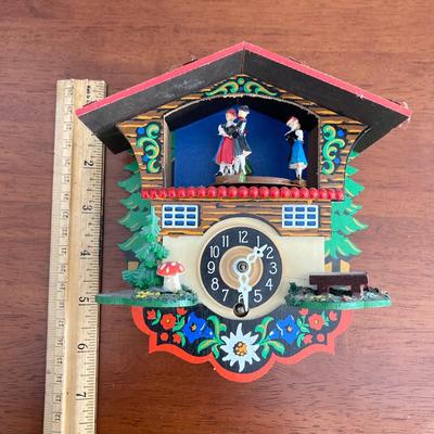 LOT 41: Vintage Small Wooden Chalet Wall Clock