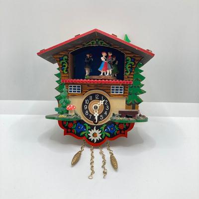 LOT 41: Vintage Small Wooden Chalet Wall Clock